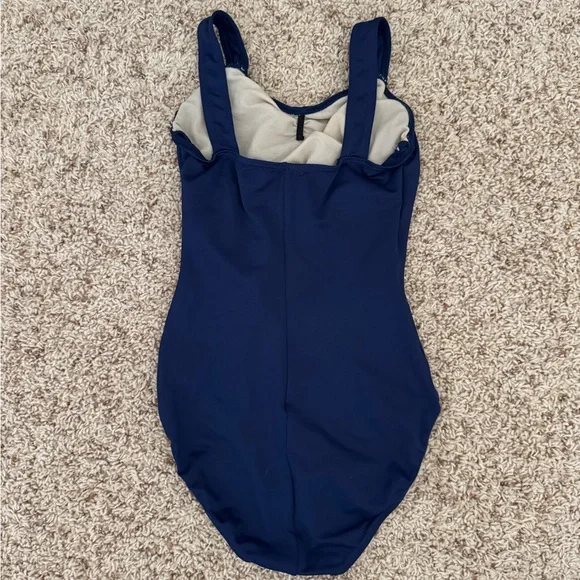 SO DANCA Girls Leotard Medium 10/12 - Picture 3 of 4